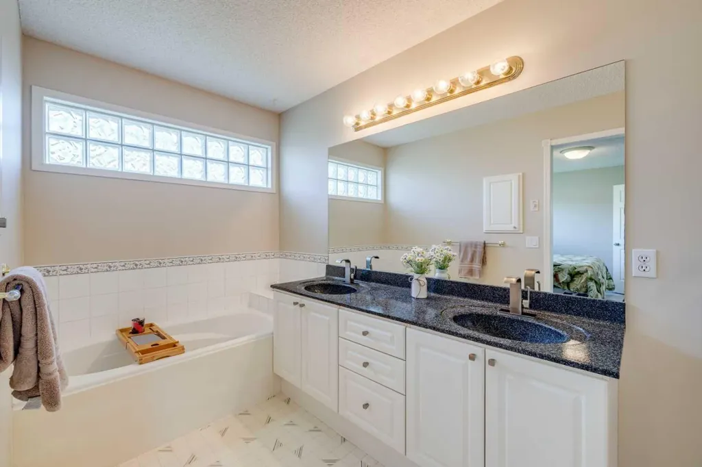 103 Riverview Circle SE Calgary AB T2C 4K1