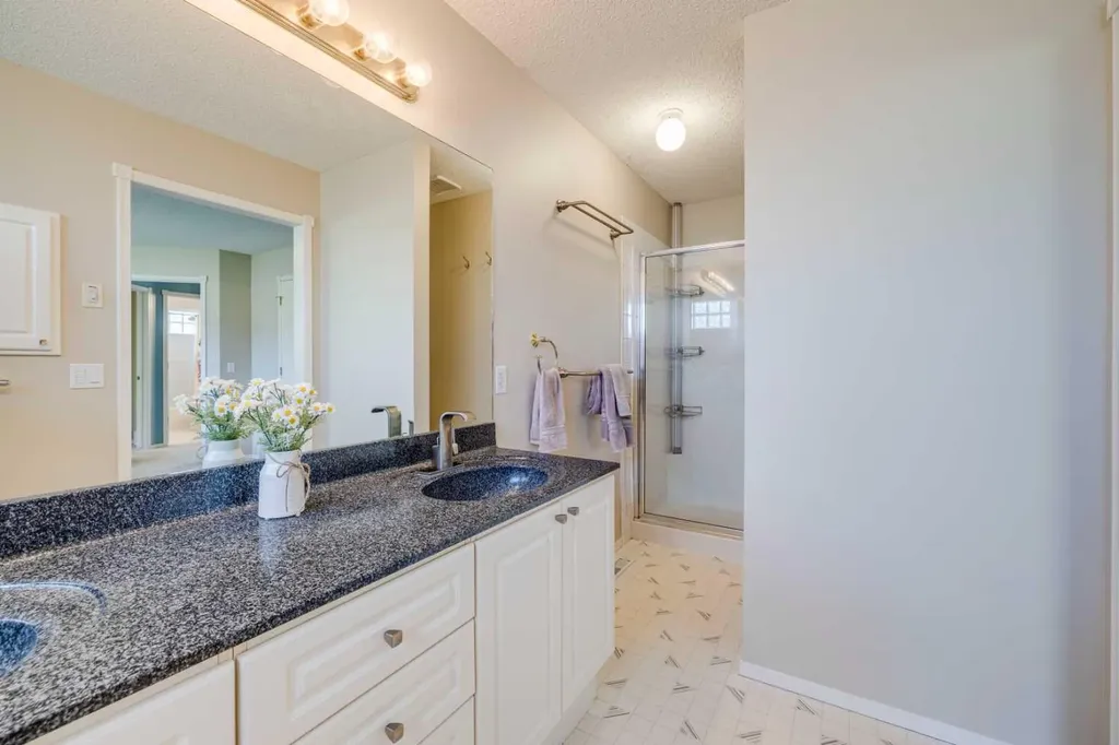 103 Riverview Circle SE Calgary AB T2C 4K1