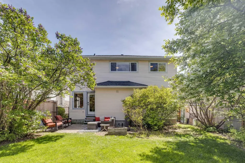 103 Riverview Circle SE Calgary AB T2C 4K1