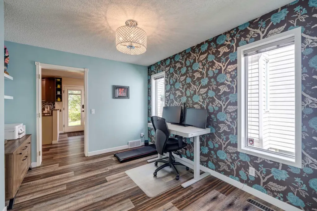103 Riverview Circle SE Calgary AB T2C 4K1