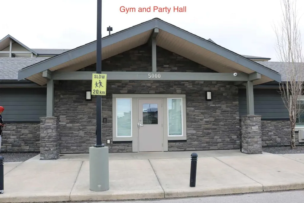 181 Skyview Ranch Manor NE Calgary AB T3N0V2