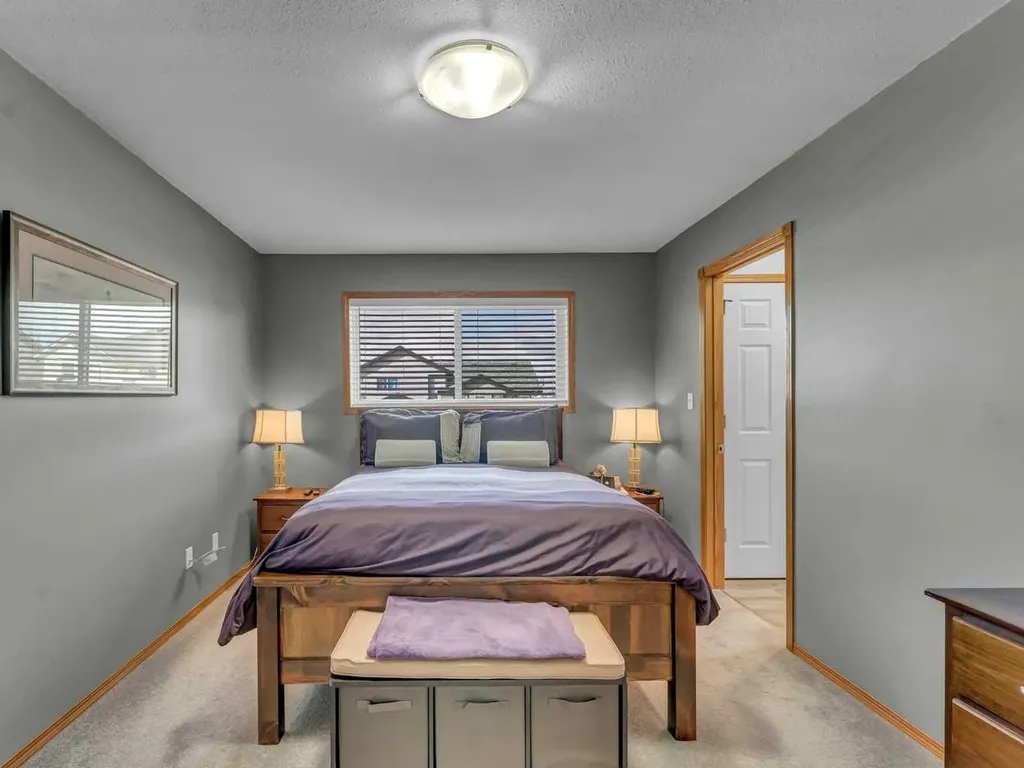 123 Upland Road W Brooks AB T1R0P9
