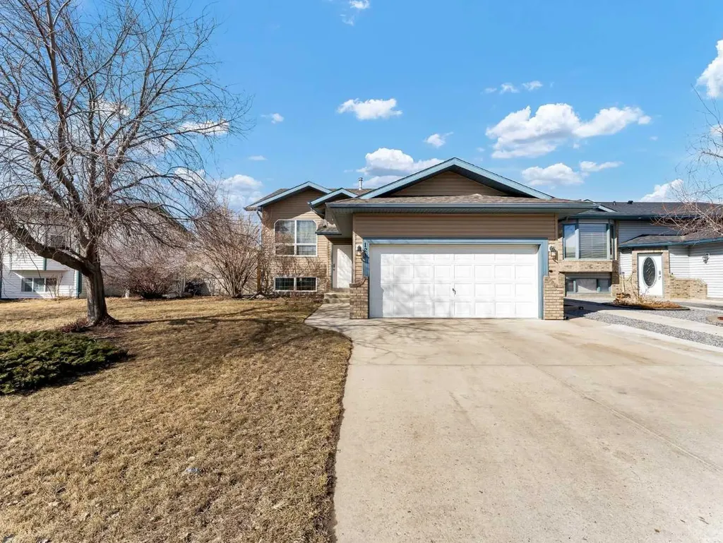 123 Upland Road W Brooks AB T1R0P9