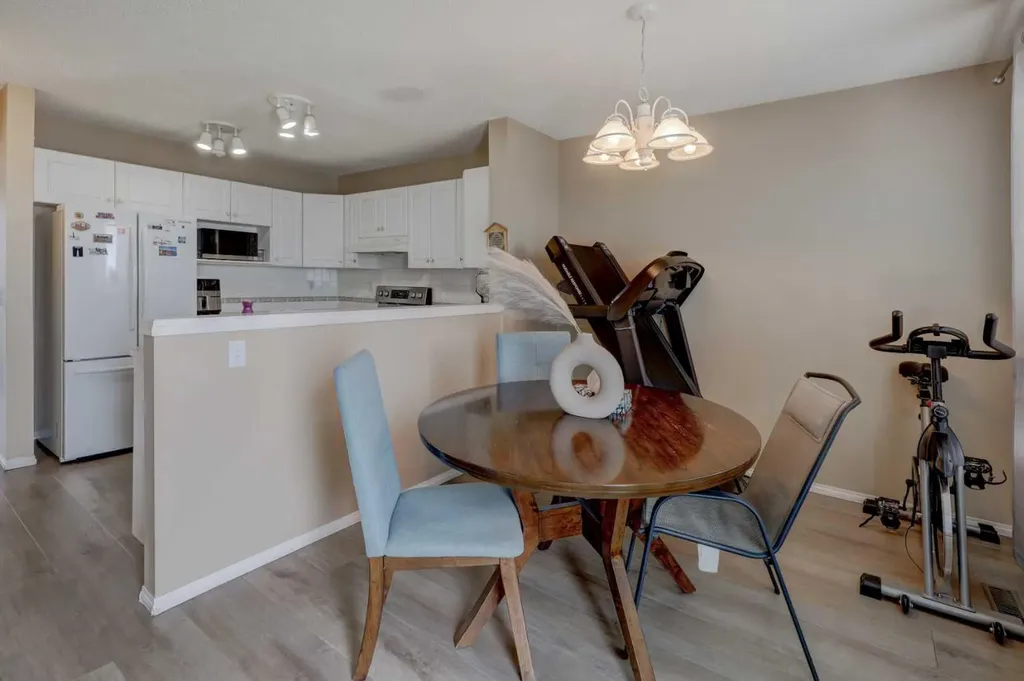 22 Tarington Landing NE Calgary AB T3J 4T8