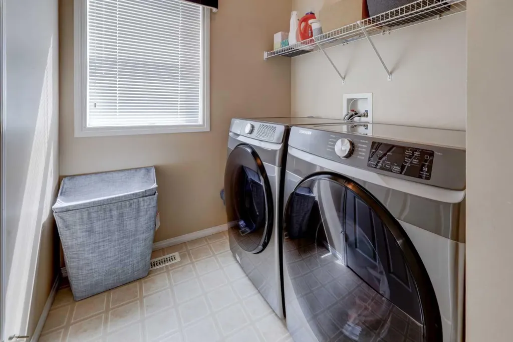22 Tarington Landing NE Calgary AB T3J 4T8