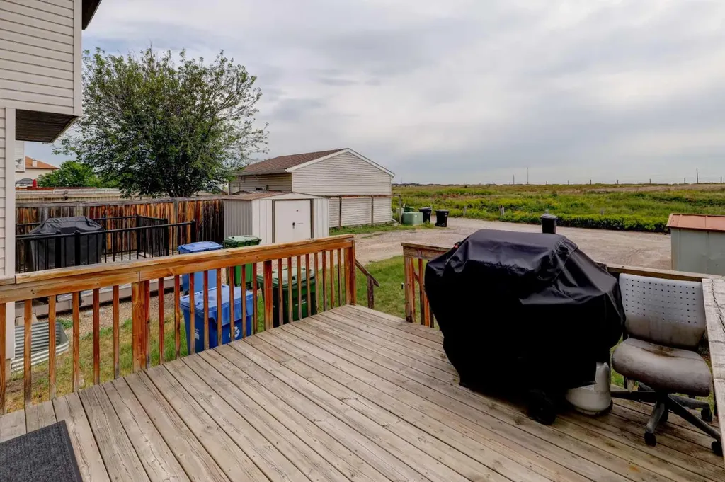 22 Tarington Landing NE Calgary AB T3J 4T8