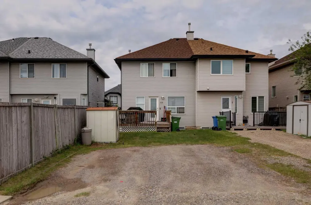 22 Tarington Landing NE Calgary AB T3J 4T8