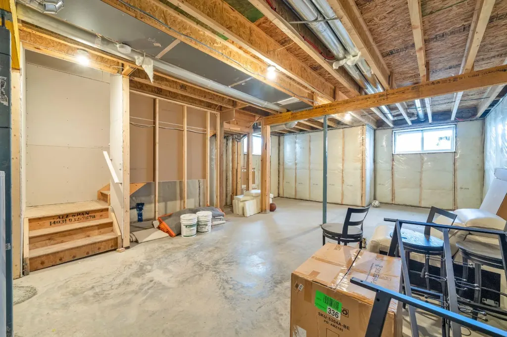 163 Sandpiper Bend Chestermere AB T1X 2S8