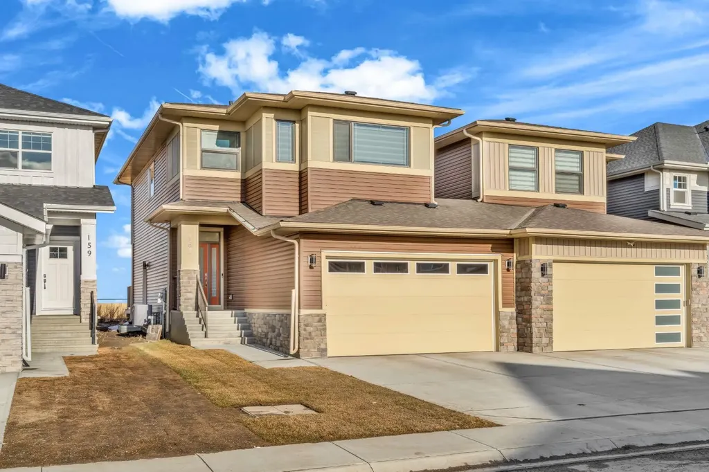 163 Sandpiper Bend Chestermere AB T1X 2S8