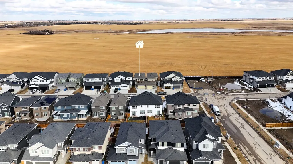 163 Sandpiper Bend Chestermere AB T1X 2S8