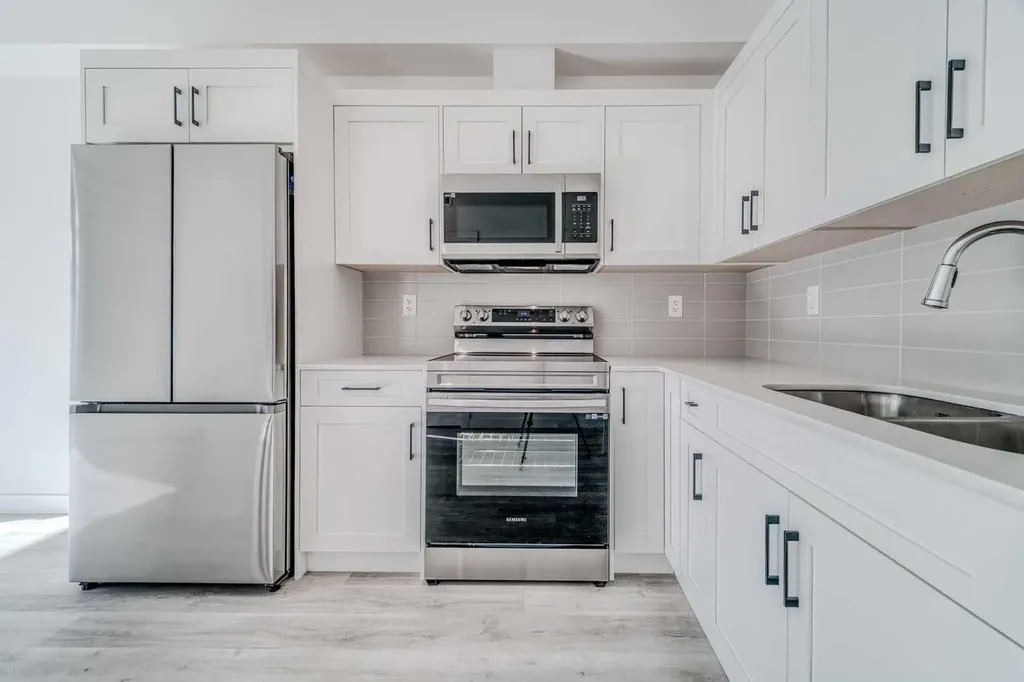 40 Sage Hill Walk NW Calgary AB T3R 2C5