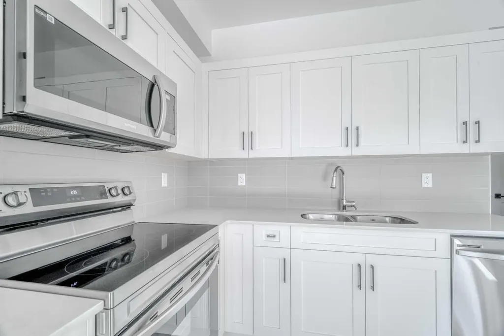 40 Sage Hill Walk NW Calgary AB T3R 2C5