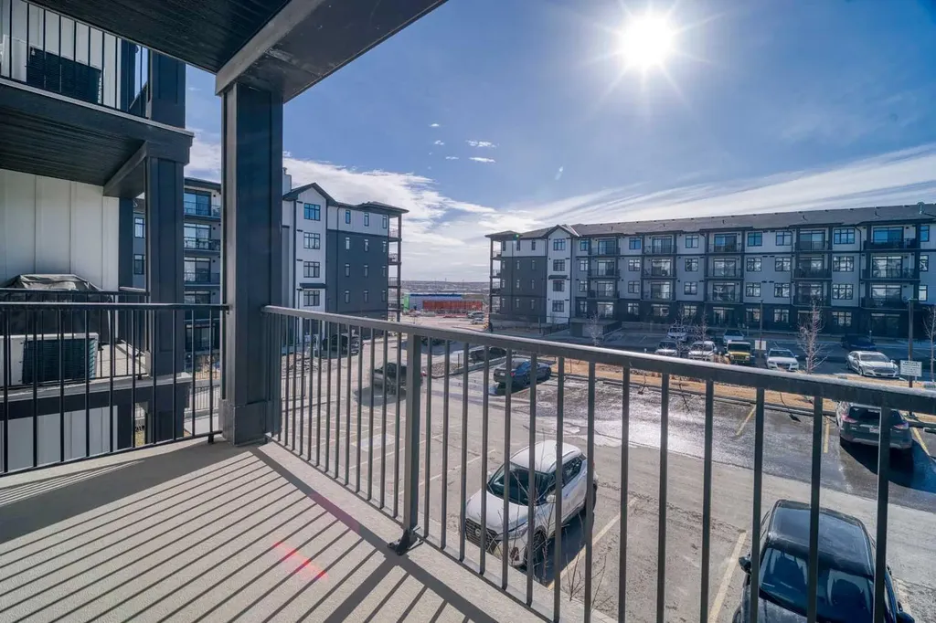 40 Sage Hill Walk NW Calgary AB T3R 2C5