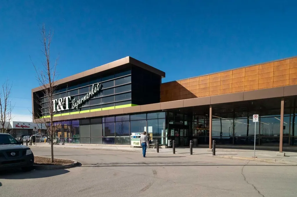 40 Sage Hill Walk NW Calgary AB T3R 2C5