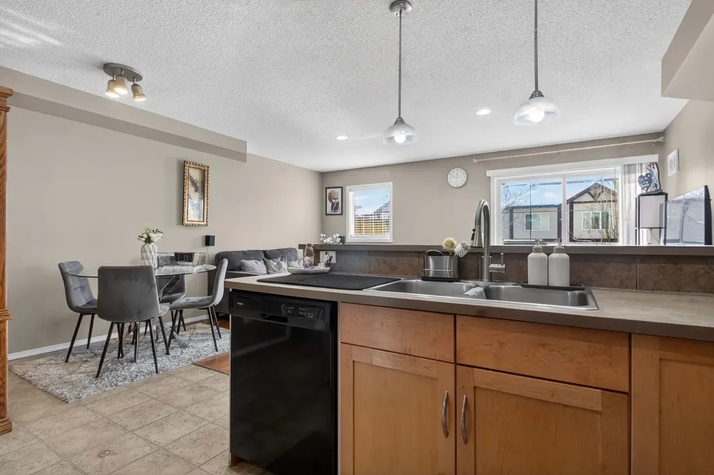 113 Country Village Lane NE Calgary AB T3K0E8