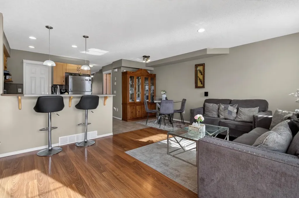 113 Country Village Lane NE Calgary AB T3K0E8