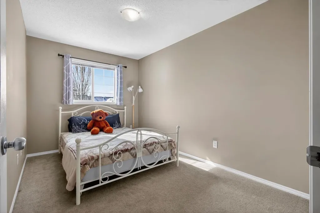 113 Country Village Lane NE Calgary AB T3K0E8
