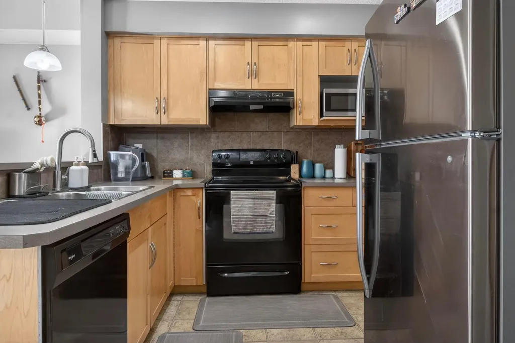 113 Country Village Lane NE Calgary AB T3K0E8