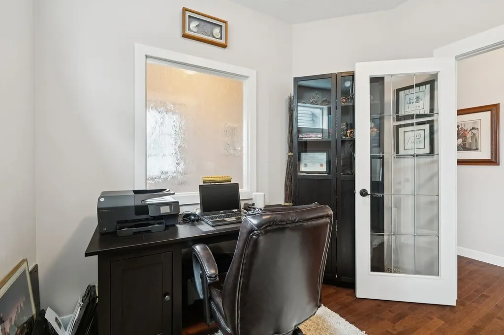 248 Copperpond Circle SE Calgary AB T2Z 0R3