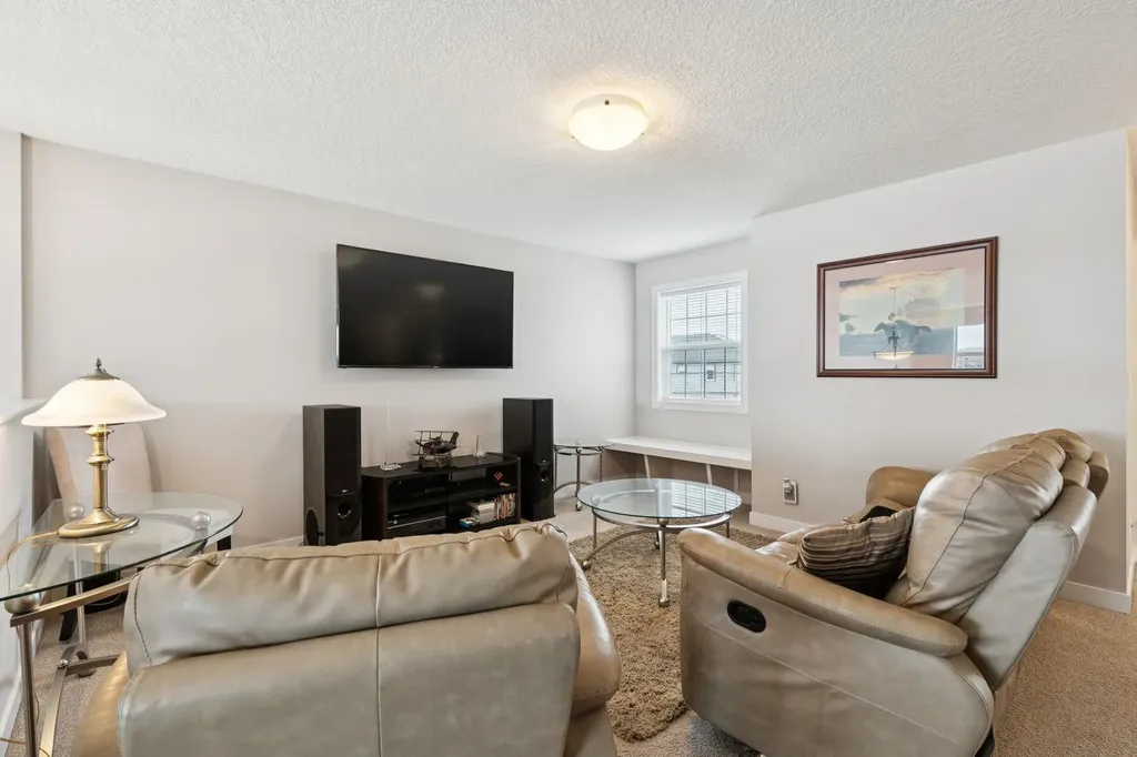 248 Copperpond Circle SE Calgary AB T2Z 0R3