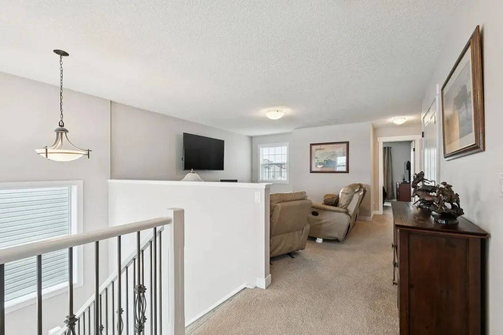 248 Copperpond Circle SE Calgary AB T2Z 0R3