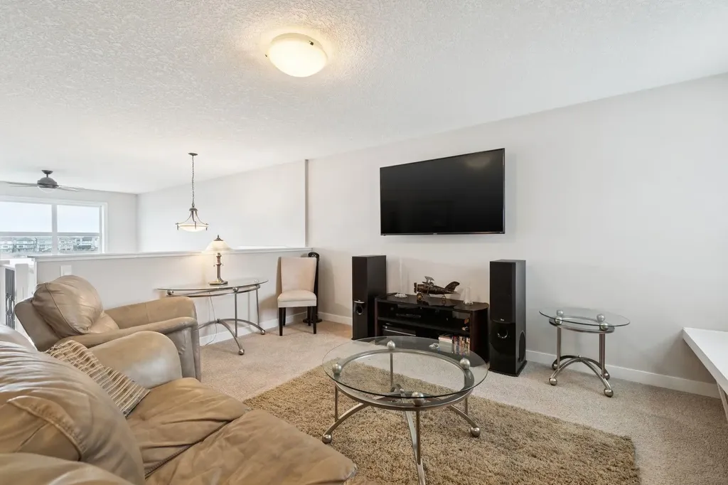 248 Copperpond Circle SE Calgary AB T2Z 0R3