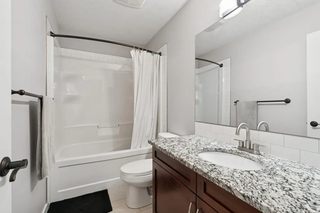 248 Copperpond Circle SE Calgary AB T2Z 0R3