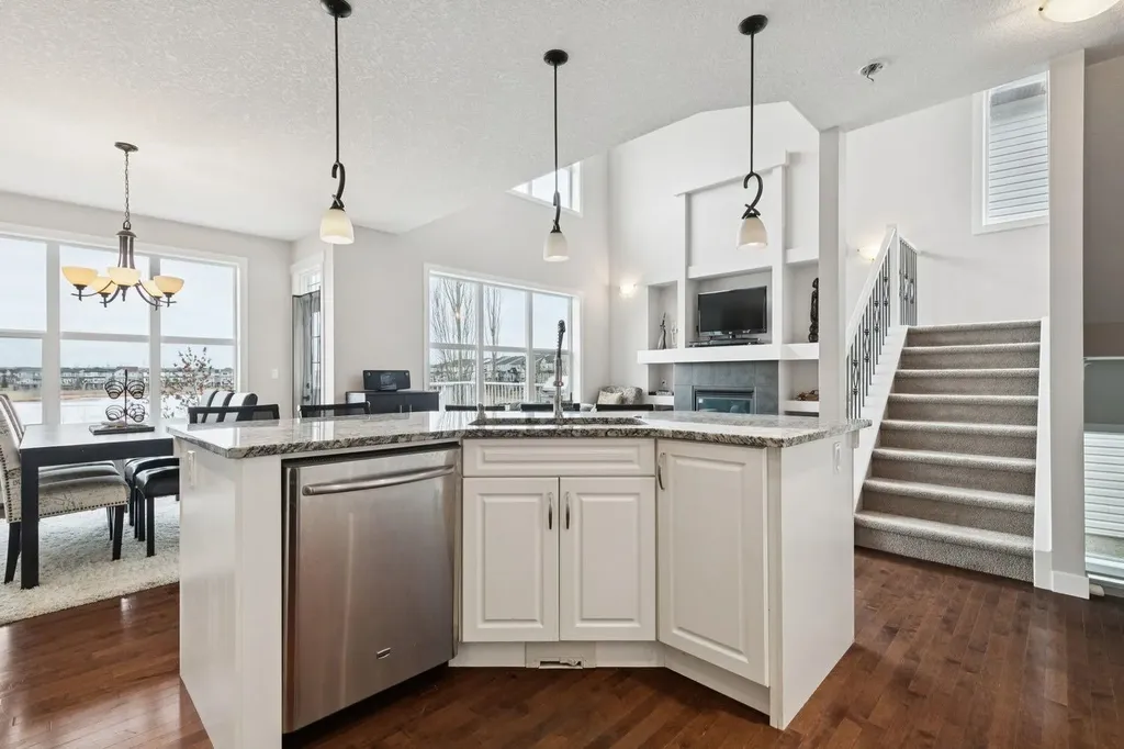 248 Copperpond Circle SE Calgary AB T2Z 0R3