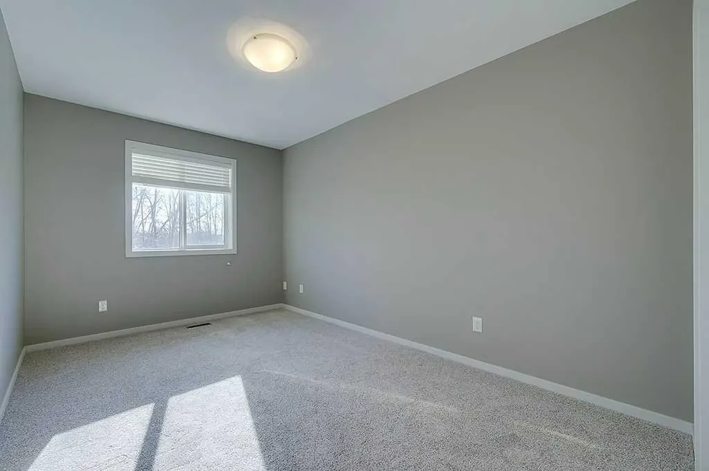 5301 Windward Place Sylvan Lake AB T4S 0H5
