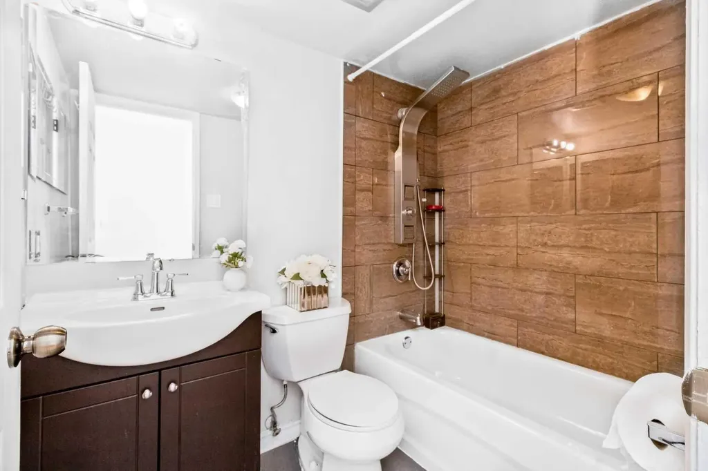 3726 Centre Street NE Calgary AB T2E 2Y3