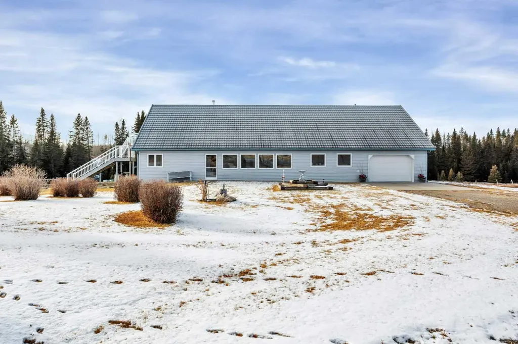 31442 Range Road 45 Rural Mountain View County AB T0M 1X0