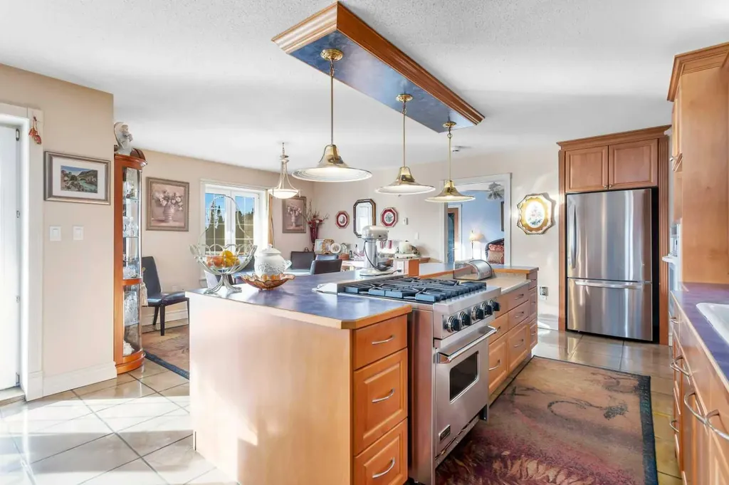 31442 Range Road 45 Rural Mountain View County AB T0M 1X0