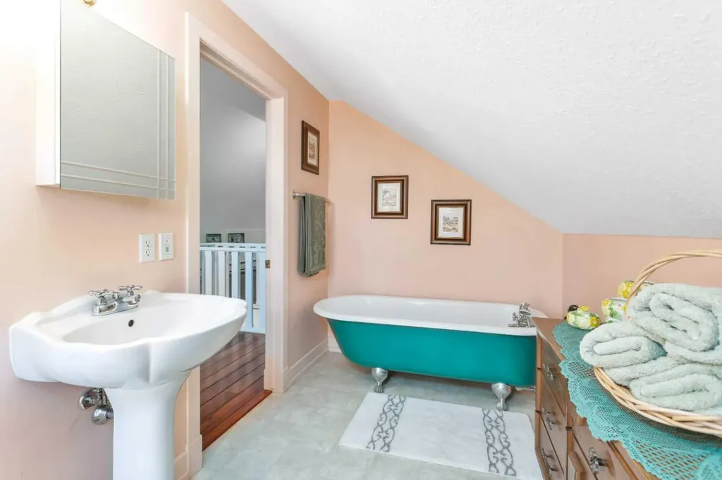 31442 Range Road 45 Rural Mountain View County AB T0M 1X0