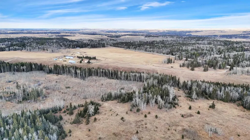 31442 Range Road 45 Rural Mountain View County AB T0M 1X0