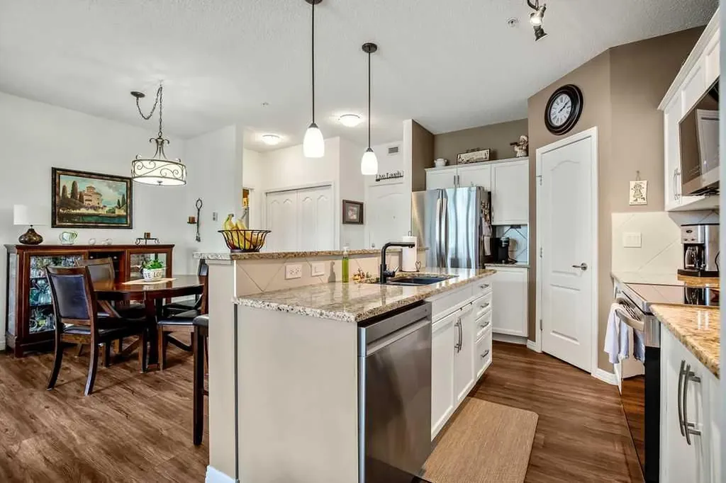 1 Crystal Green Lane Okotoks AB T1S 0C5