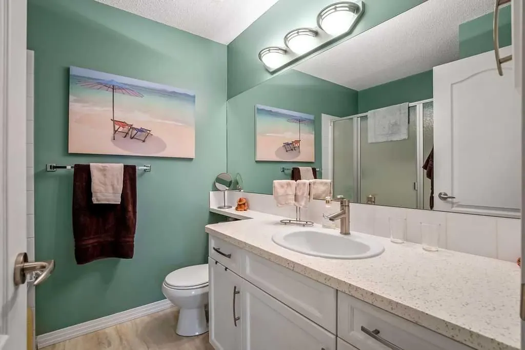 1 Crystal Green Lane Okotoks AB T1S 0C5