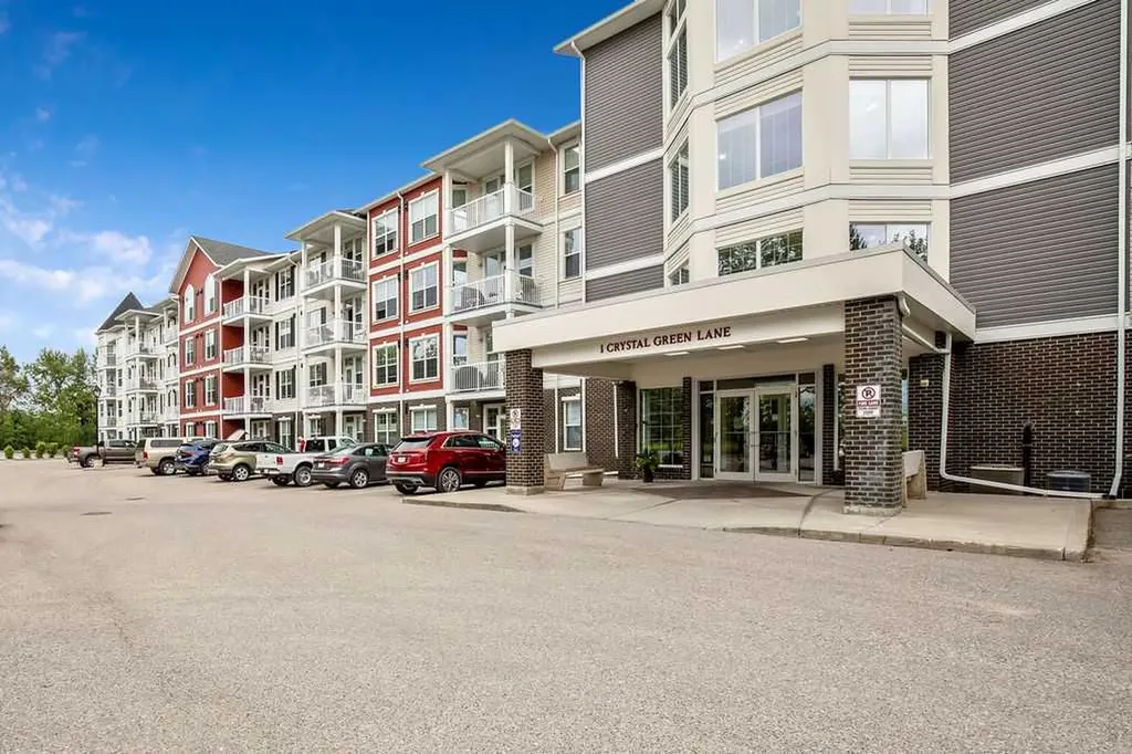 1 Crystal Green Lane Okotoks AB T1S 0C5