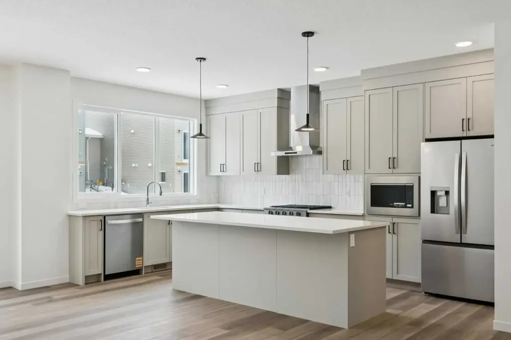823 Bayview Terrace SW Airdrie AB T4B4G2