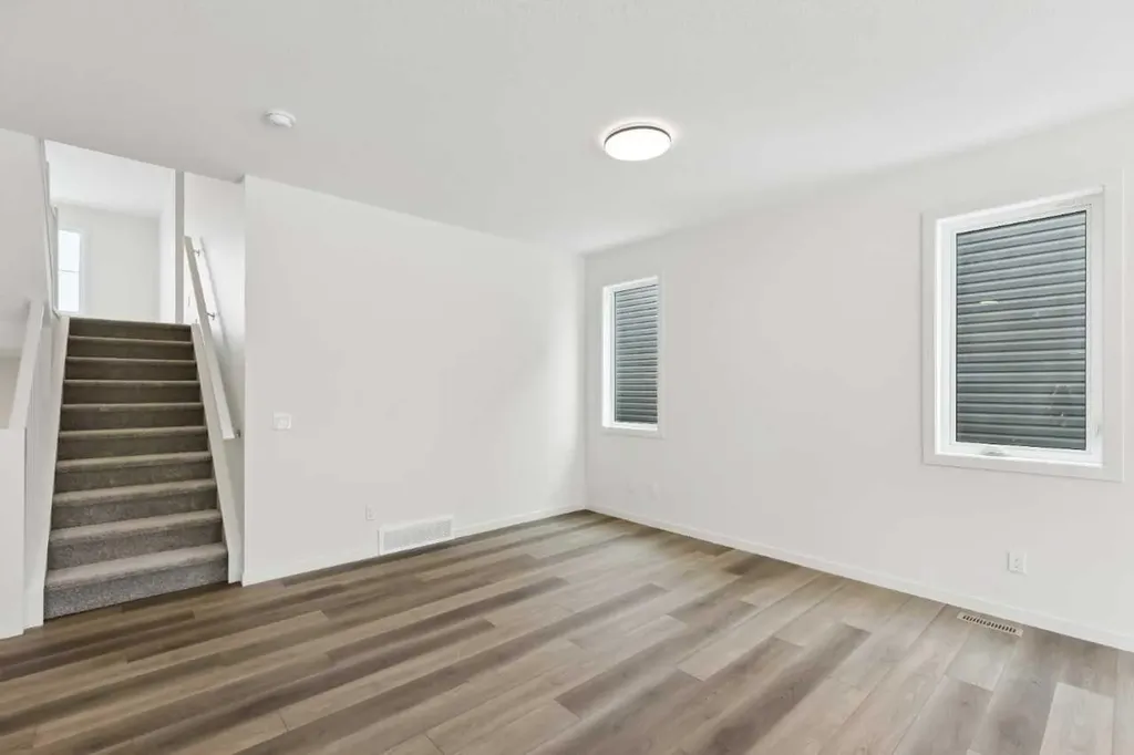 823 Bayview Terrace SW Airdrie AB T4B4G2