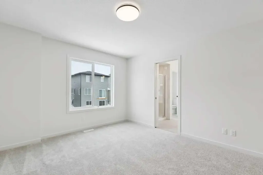 823 Bayview Terrace SW Airdrie AB T4B4G2