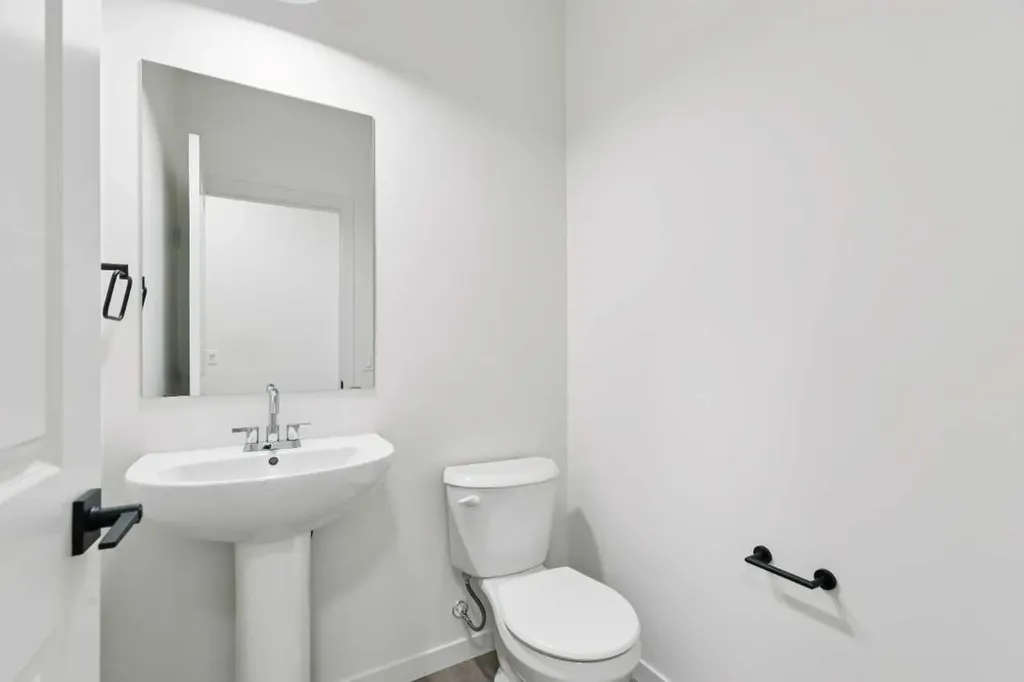 823 Bayview Terrace SW Airdrie AB T4B4G2