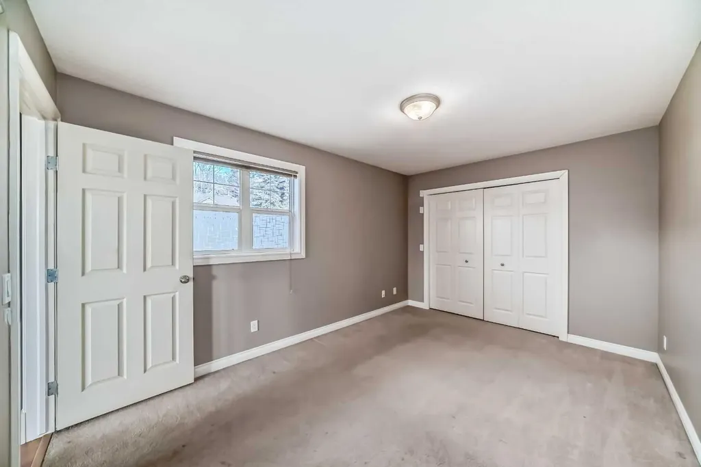 417 3 Avenue NE Calgary AB T2E 0H7