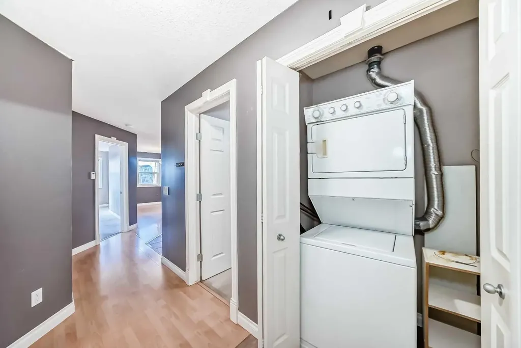 417 3 Avenue NE Calgary AB T2E 0H7
