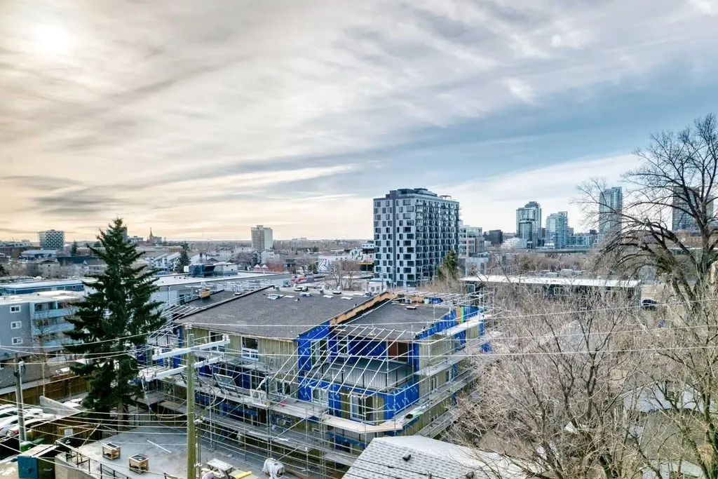417 3 Avenue NE Calgary AB T2E 0H7