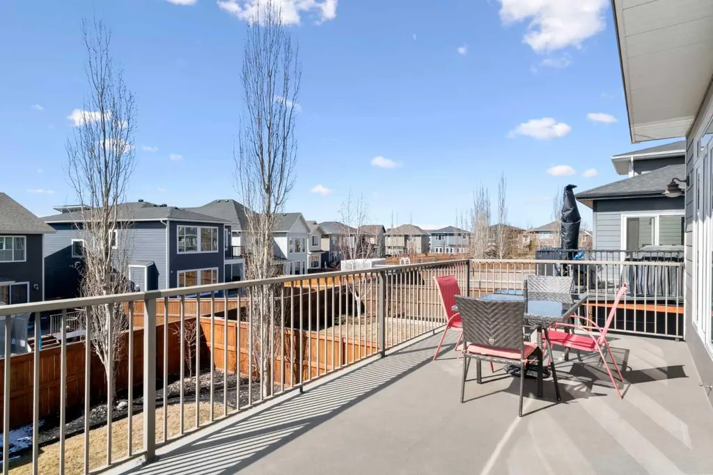 82 Cranbrook Crescent SE Calgary AB T3M 2C3