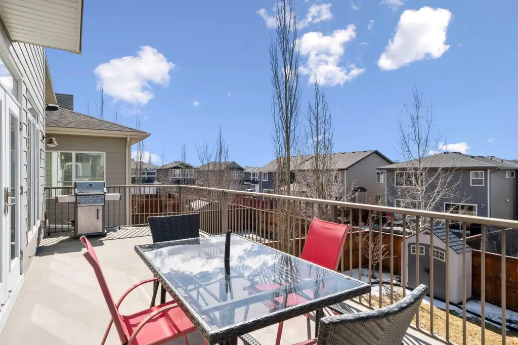 82 Cranbrook Crescent SE Calgary AB T3M 2C3
