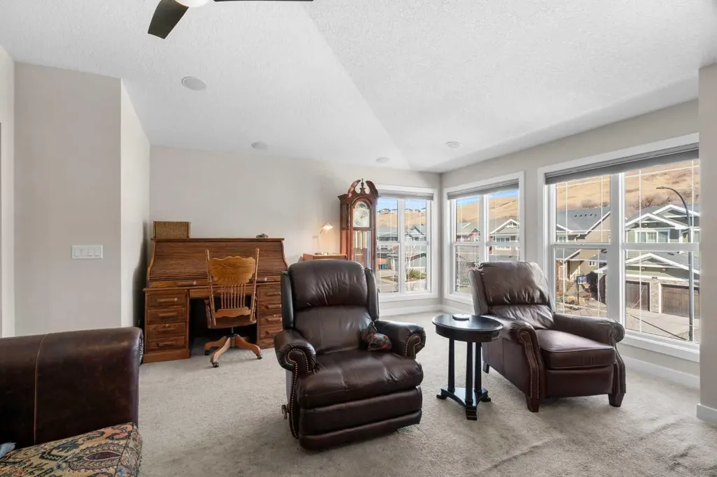 82 Cranbrook Crescent SE Calgary AB T3M 2C3