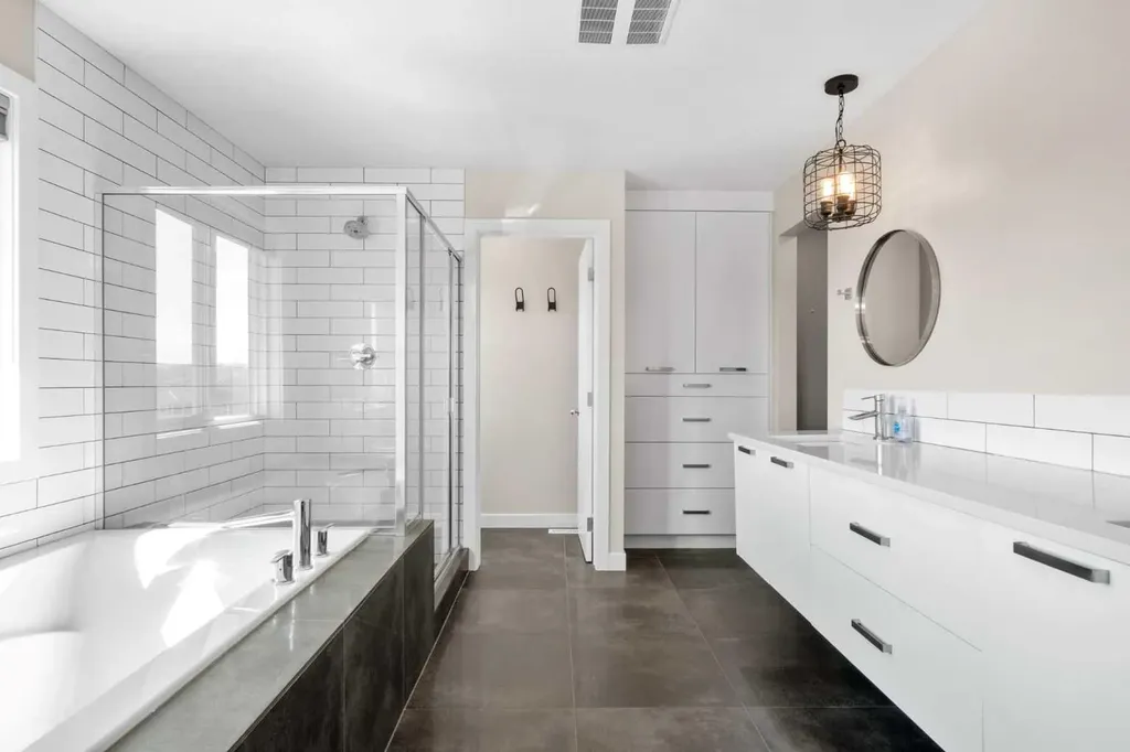 82 Cranbrook Crescent SE Calgary AB T3M 2C3