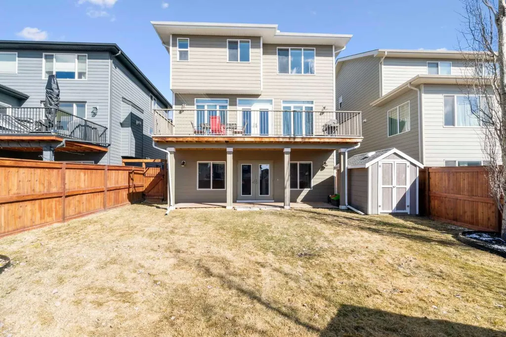 82 Cranbrook Crescent SE Calgary AB T3M 2C3