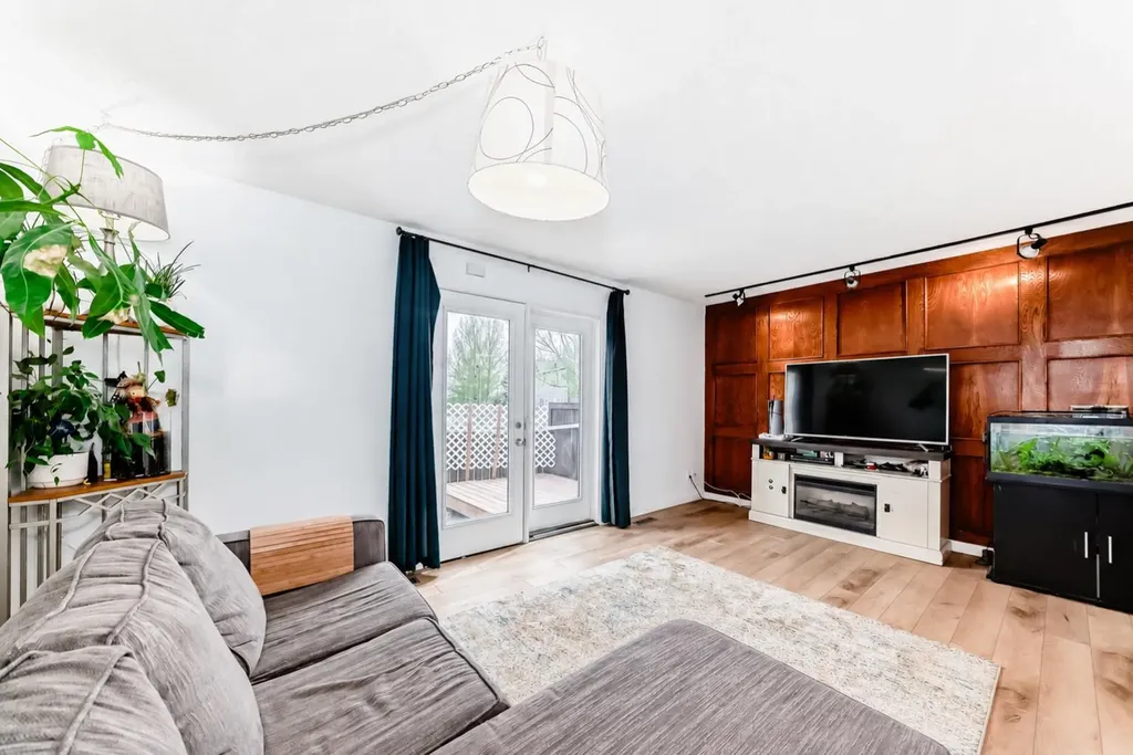 700 Allen Street SE Airdrie AB T4B 1E8